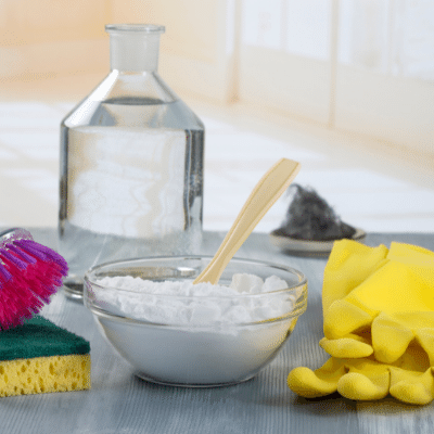 receta limpiacristales vinagre y bicarbonato
